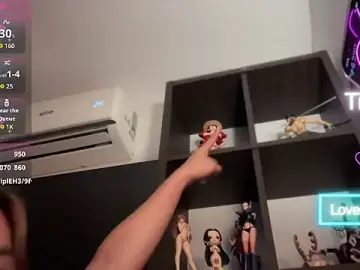 Urasianlady  live sex cam