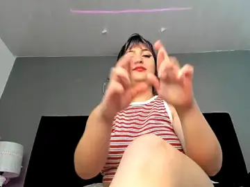 Criistalbloom  live sex cam