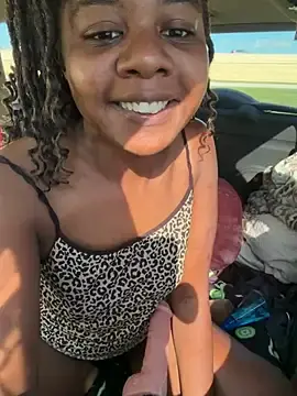 Ebony_Queeen  live sex cam