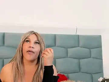MiaMancini  live sex cam