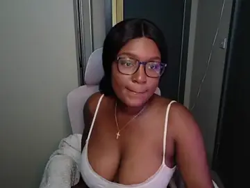 Itsanna_b  live sex cam