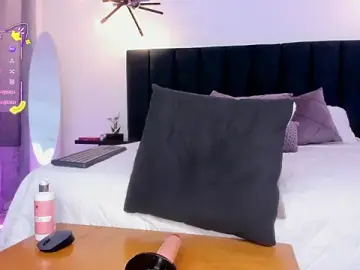 Ary_7  live sex cam