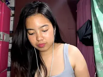 EwaGuzi  live sex cam
