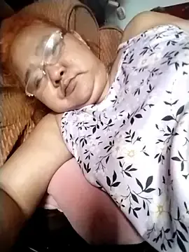 Mamacoookoo  live sex cam