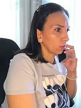 Mrsvictoriaaa  live sex cam