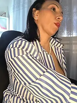 Mrsvictoriaaa  live sex cam