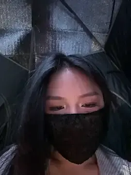 Olivia_11  live sex cam