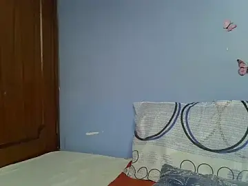 Queen_slim2  live sex cam