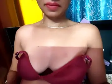 Cutesoma2  live sex cam