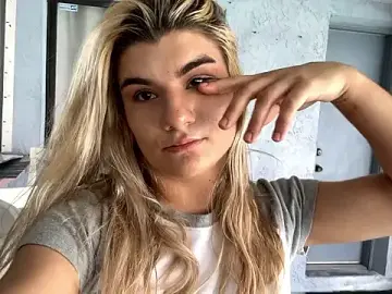 Deadlymarkedangel  live sex cam