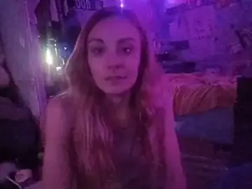 Issyamazin  live sex cam