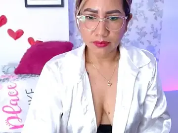 Vanessa_cute1  live sex cam