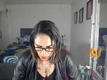 Corina_hot  live sex cam