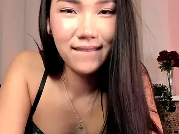 Divine_Madeleine  live sex cam