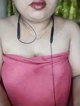 Khosi_Moni  live sex cam