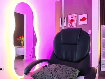 Leslyevans1  live sex cam