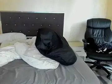 SandraFoxy19  live sex cam