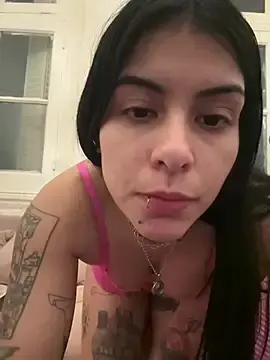 Fancykitty2  live sex cam