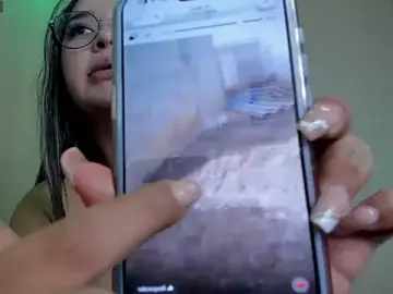 ValeriLux  live sex cam