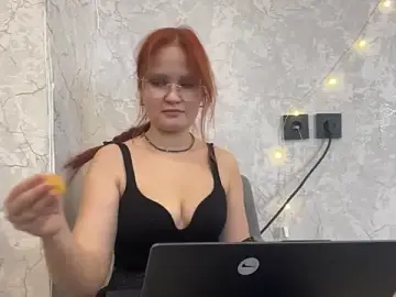 VersieMitchener  live sex cam