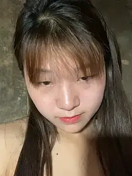 Holee-laura  live sex cam