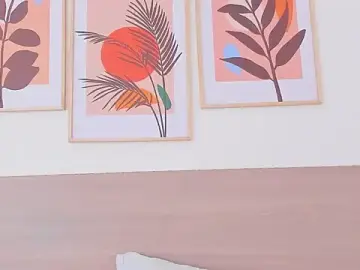 Nayiraa_  live sex cam