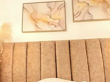 Nayiraa_  live sex cam