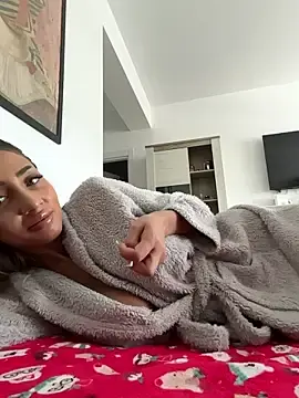 BonyBon29  live sex cam