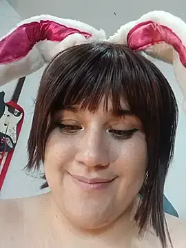 ItsNaiixa  live sex cam