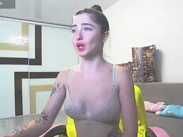 Luxuryalma  live sex cam
