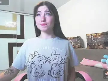 Luxuryalma  live sex cam