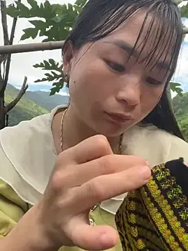 Maiphu34  live sex cam