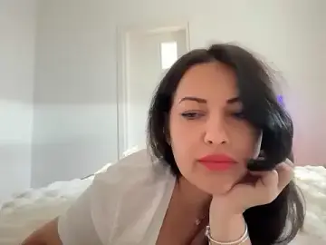SeleneVane  live sex cam