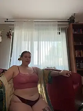 Heyheyitssage  live sex cam