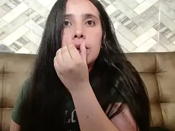 Laya_seduce  live sex cam