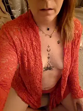 Louise360  live sex cam