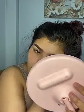 Rdvelvet_bunny  live sex cam