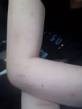 Ruto0417  live sex cam