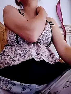 Tinyk6  live sex cam