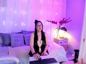 Bella_milff_  live sex cam