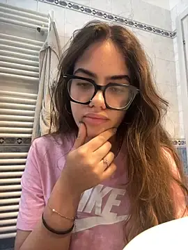 Sofialapazzerella  live sex cam