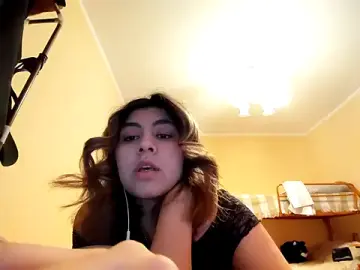 VeroisNojisex  live sex cam