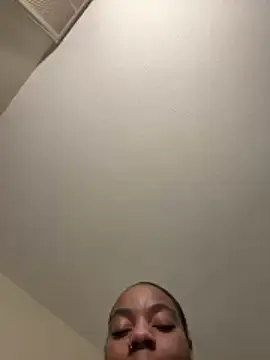 Chococaliente123  live sex cam