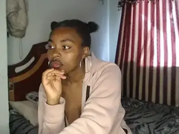 Lyssyhorny  live sex cam