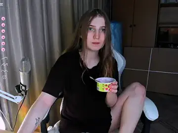 Princessaalicc  live sex cam