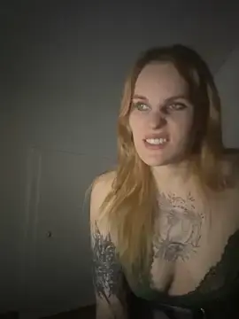 61Freya16  live sex cam