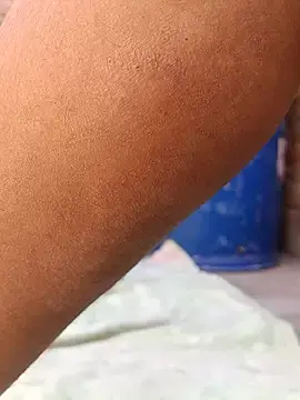Cut_lady234  live sex cam