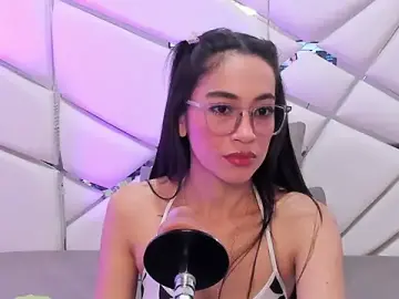 GabbieSkinny  live sex cam