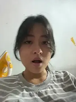 GiangTran99  live sex cam