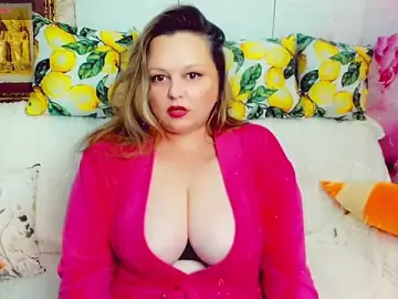 KlaraHoll  live sex cam